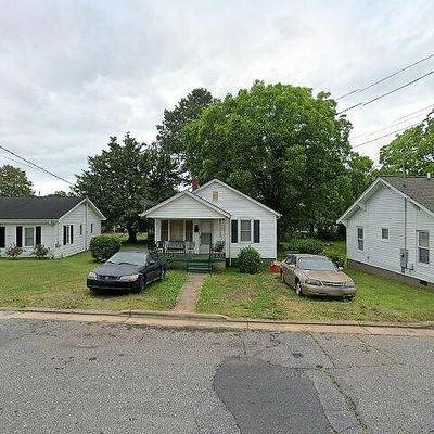 615 E A St, Newton, NC 28658