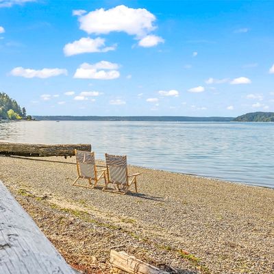 616 3rd Avenue, Fox Island, WA 98333