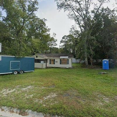 616 Saint Marys Dr, Waycross, GA 31501