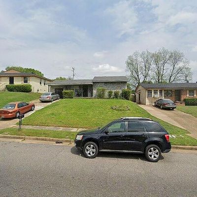 616 Western Park Dr, Memphis, TN 38109