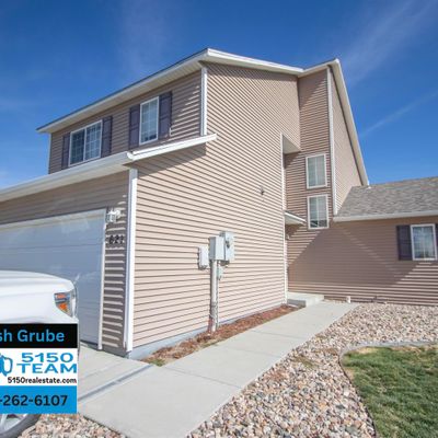 621 Pony Express Trl, Evansville, WY 82636