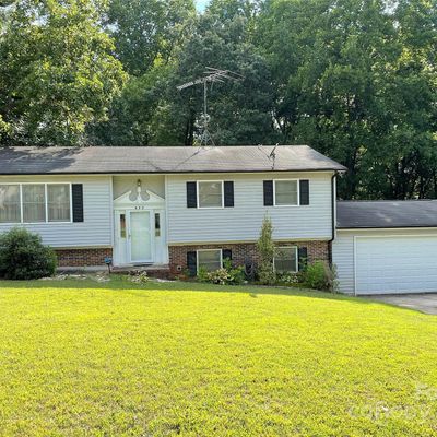 622 Sharon Drive, Statesville, NC 28265