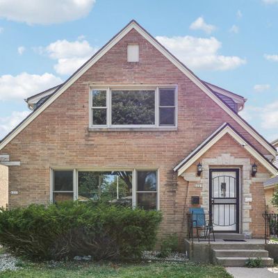 6221 W Leon Ter, Milwaukee, WI 53218