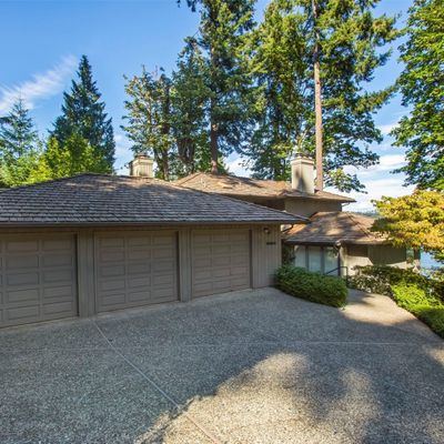 6244 E Mercer Way, Mercer Island, WA 98040