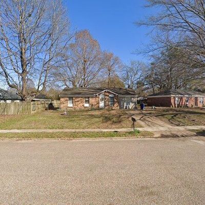 6430 Ridgewood Rd, Horn Lake, MS 38637