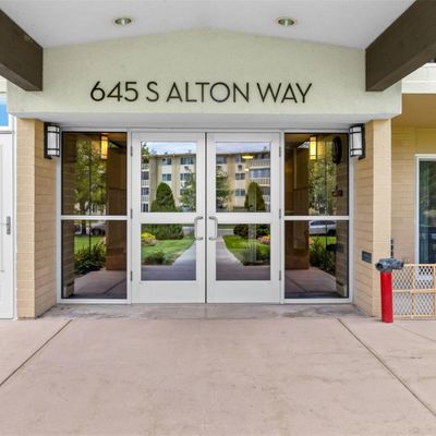 645 S Alton Way, Denver, CO 80247