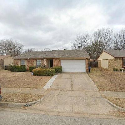 7736 Whirlwind Dr, Fort Worth, TX 76133