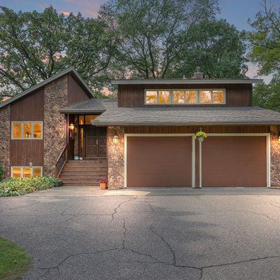 7776 Alden Way Ne, Minneapolis, MN 55432