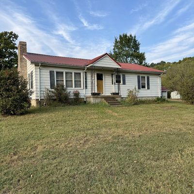 785 Woodmore Hollow Ln, Hartsville, TN 37074