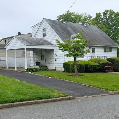 79 Sycamore Dr, Belleville, NJ 07109