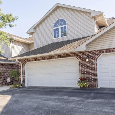 7901 S Scepter Drive, Franklin, WI 53132