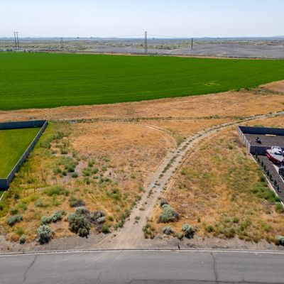 7909 Dune Lake Rd Se, Moses Lake, WA 98837