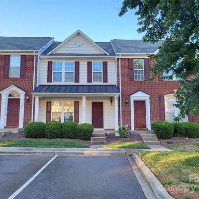 7945 Mariners Pointe Cir, Denver, NC 28037