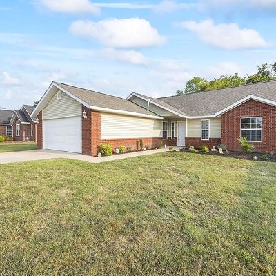 802 Amanda Dr, Siloam Springs, AR 72761