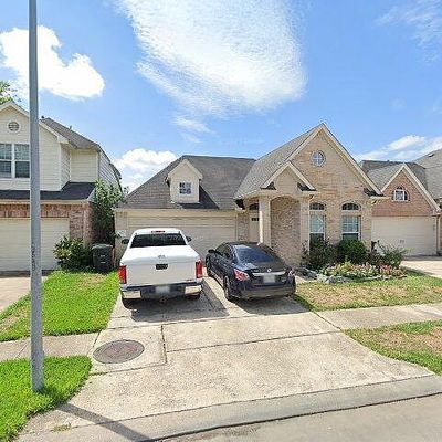 807 Forest Thicket Ln, Houston, TX 77067