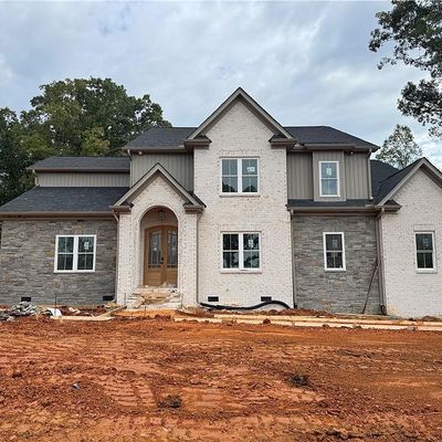 8198 Rob Roy Drive, Summerfield, NC 27358