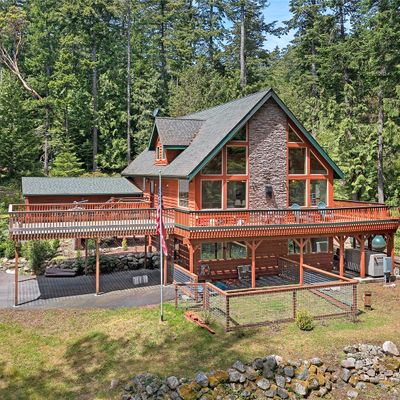 82 Cypress Heights Ln, Friday Harbor, WA 98250