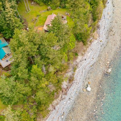 82 Eliza Island, Bellingham, WA 98225