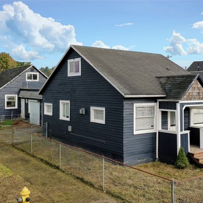 820 W 1 St St, Aberdeen, WA 98520