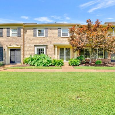 8207 Sawyer Brown Rd, Nashville, TN 37221