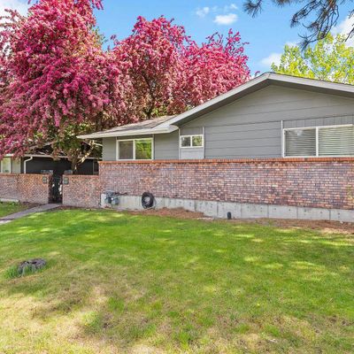 821 S Thor St, Spokane, WA 99202