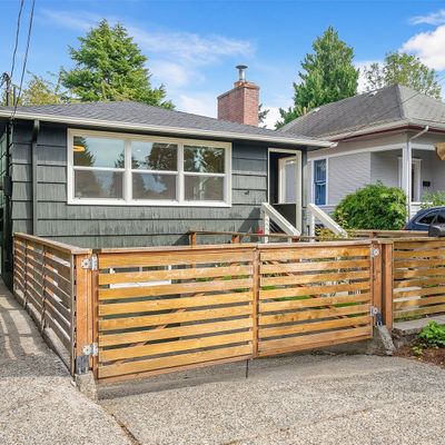 8218 Bagley Ave N, Seattle, WA 98103