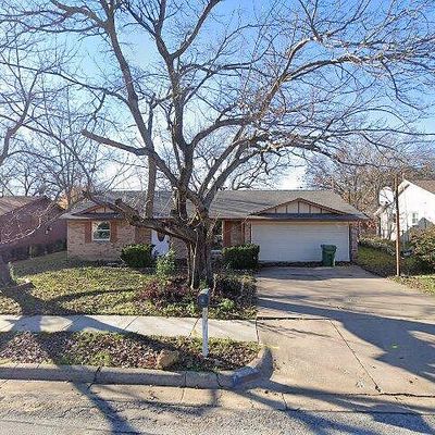 825 Gettysburg Pl, Bedford, TX 76022