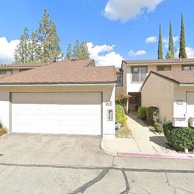 841 E Silver Maple Dr, Azusa, CA 91702