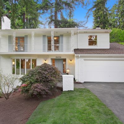 8426 Se 83 Rd St, Mercer Island, WA 98040