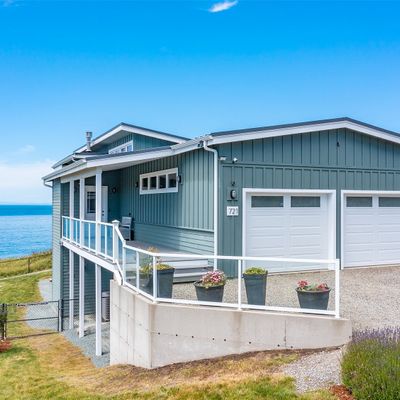 721 Ft Ebey Road, Coupeville, WA 98239