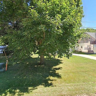 724 S Main St, Westfield, WI 53964