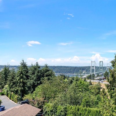 7317 N Skyview Lane, Tacoma, WA 98406