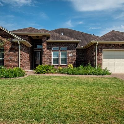 7422 Lake Geneva Dr, Corpus Christi, TX 78413