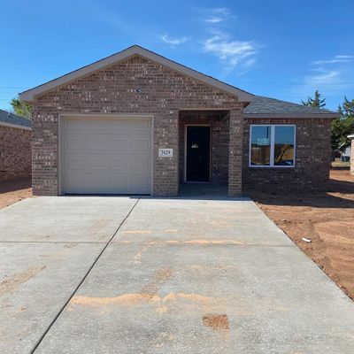 7429 4th, Lubbock, TX 79416