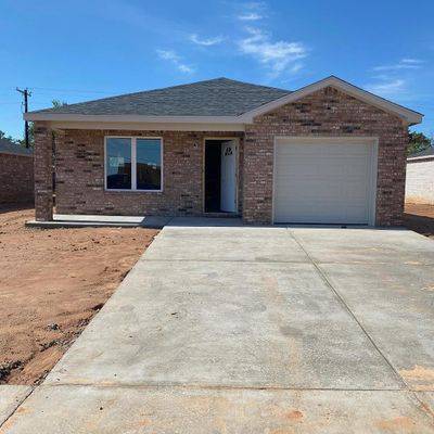 7431 4th, Lubbock, TX 79416