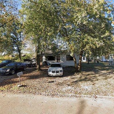 748 Lewis St, Forrest City, AR 72335