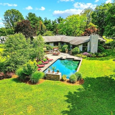 75 Beverly Dr, Mendham Twp., NJ 07924