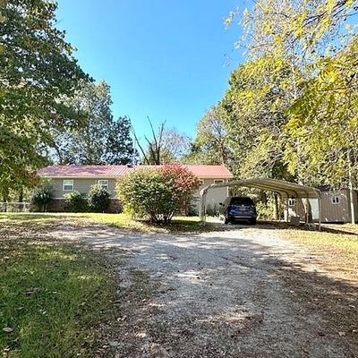 75 Henry Ln, Savannah, TN 38372