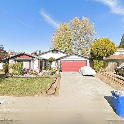 7637 Tierra Arbor Way, Sacramento, CA 95828