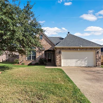 914 Delrey Dr, College Station, TX 77845