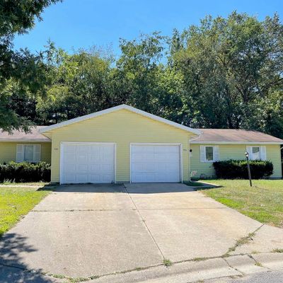 920  922 Sprucewood Lane, South Bend, IN 46637