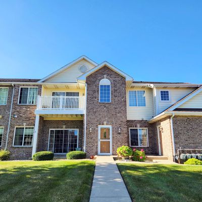 9288 Creekside Cir, Unit 223, Pleasant Prairie, WI 53158