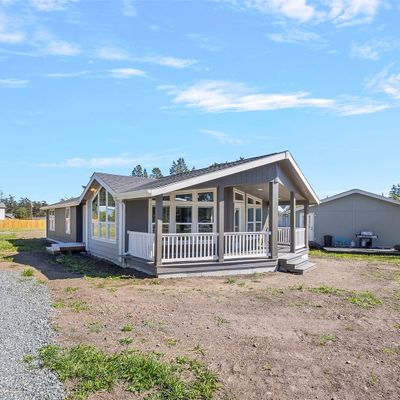 930 Carl Avenue, Oak Harbor, WA 98277