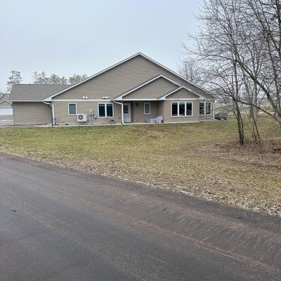 932 Cartway Ln, Hinckley, MN 55037