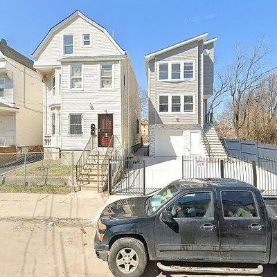 95 Ellis Ave, Irvington, NJ 07111