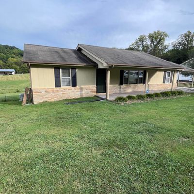 9506 Strawberry Plains Pike, Strawberry Plains, TN 37871