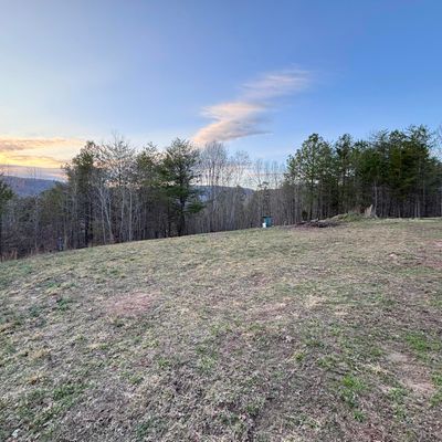 957 Hudlow Loop Rd, Dunlap, TN 37327