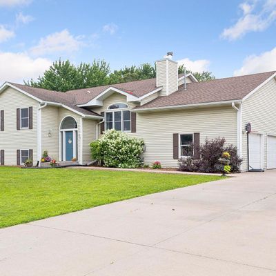 979 Oday St S, Saint Paul, MN 55119