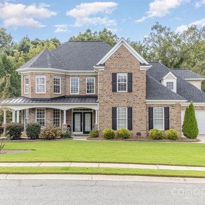 9906 Royal Colony Dr, Waxhaw, NC 28173