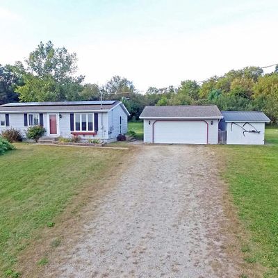 E5592 Little River Rd, Weyauwega, WI 54983